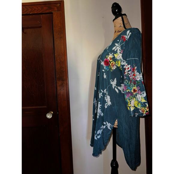 JOHNNY WAS TOP SHEER CRINKLE WATERCOLOR FLORAL TUNIC BLOUSE TEAL BLUE MEDIUM M - Picture 2 of 5